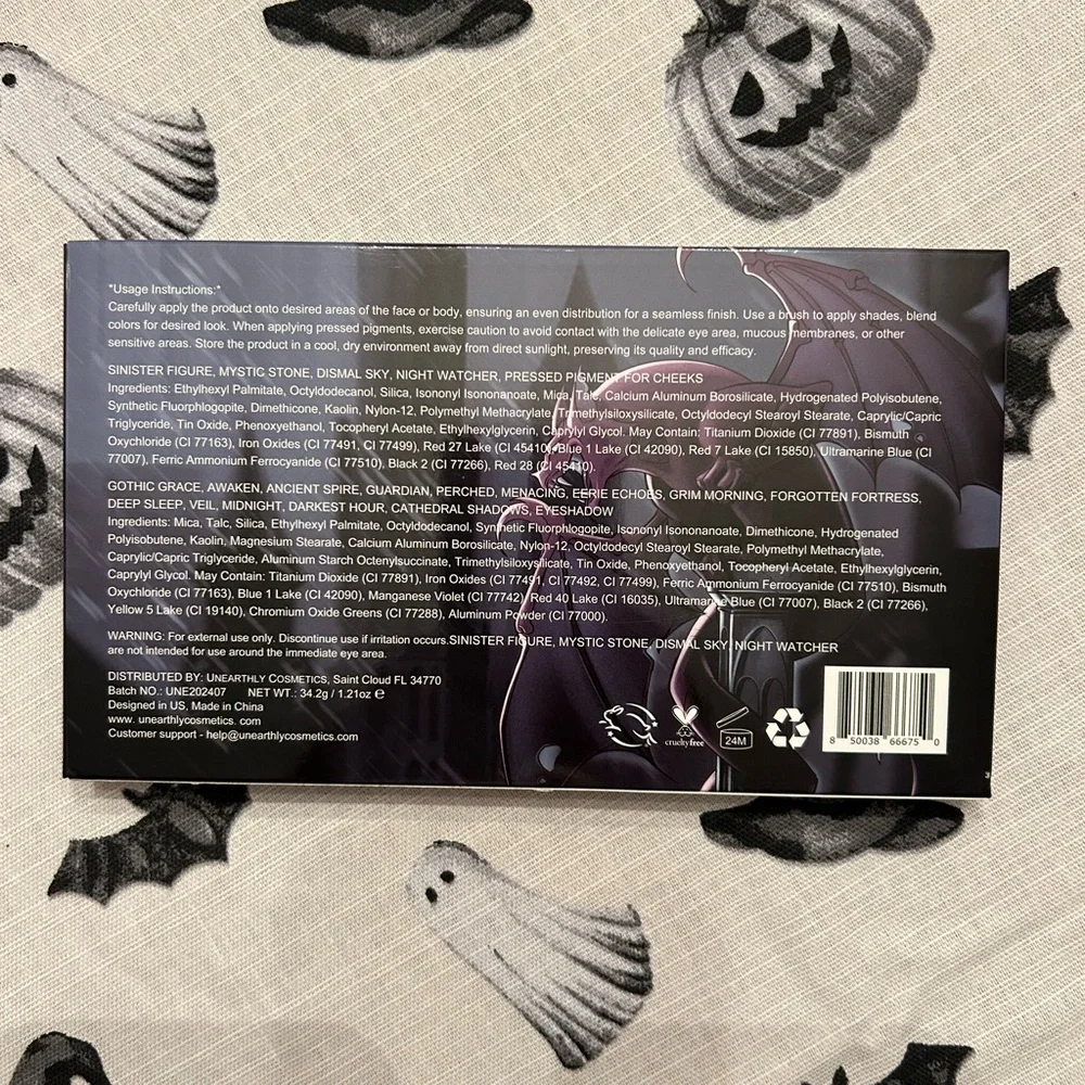 Unearthly Cosmetics Gargoyle palette - Picture 2 of 4